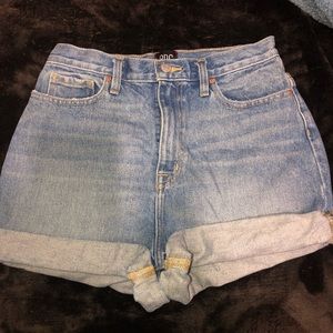 Bdg mom high rise shorts